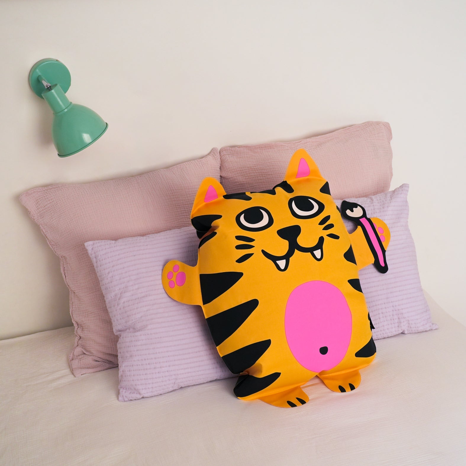 Tiga - Super inflatable pillow